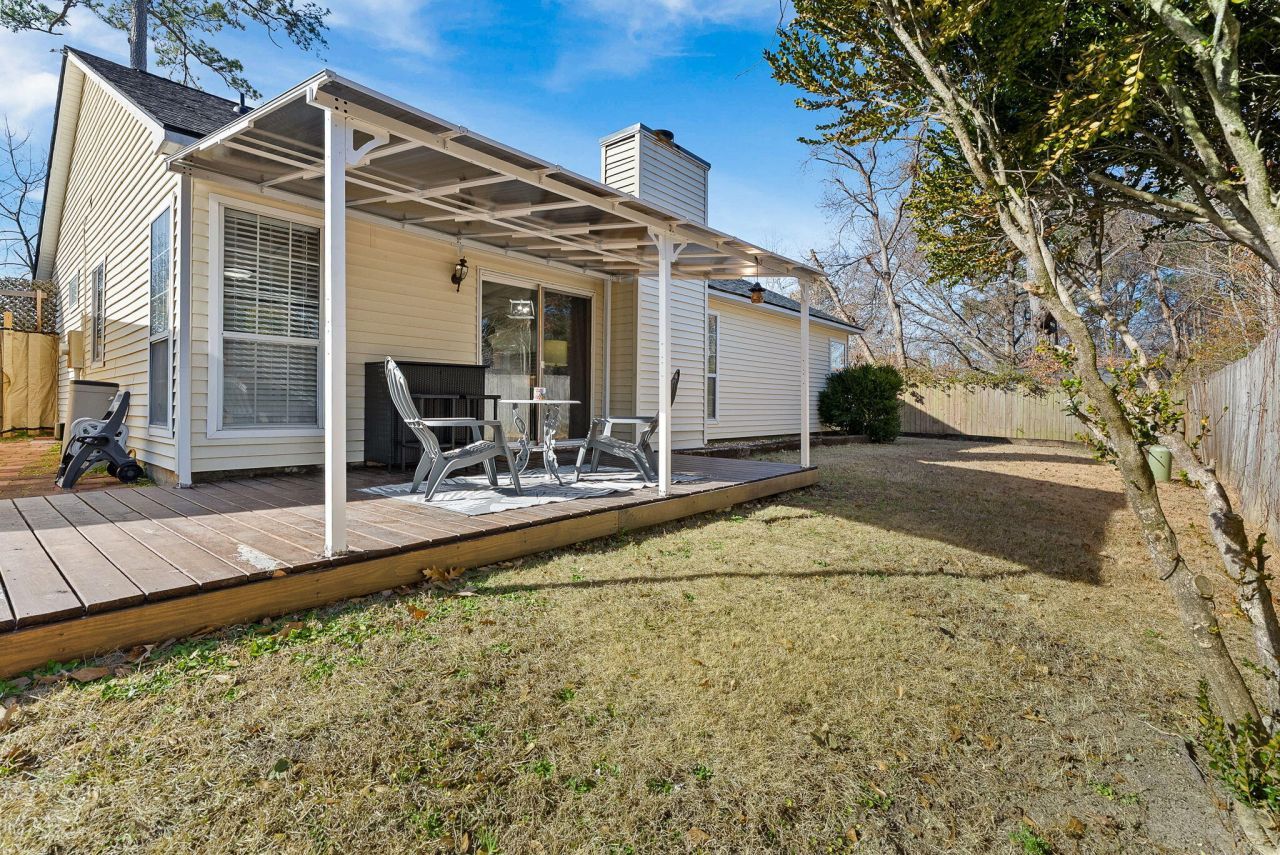 118 Single Tree Court Photo 22