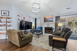 118 Single Tree Court photo 4