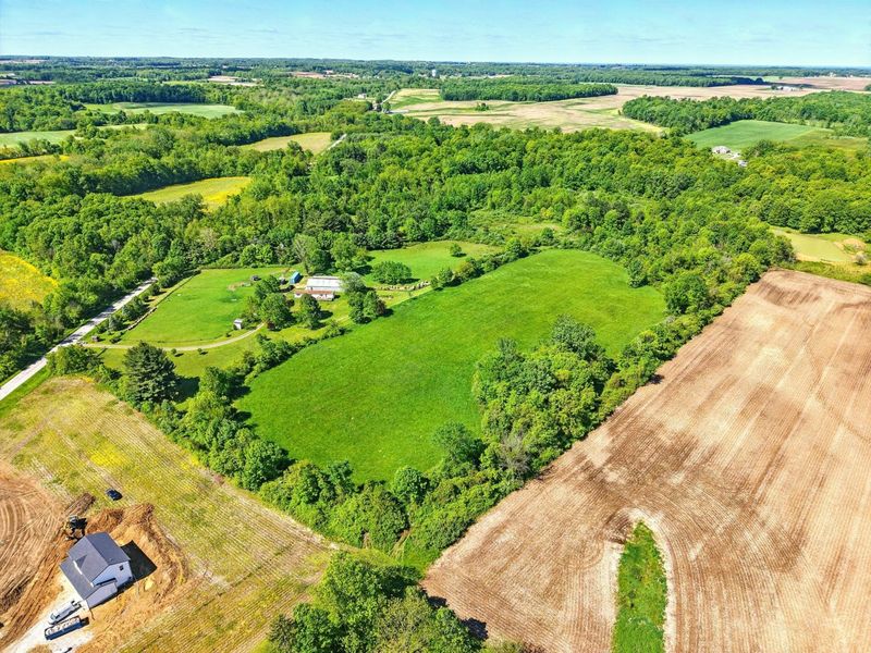 7595 Co Rd 19, Fredericktown, OH 43019 Photo 13