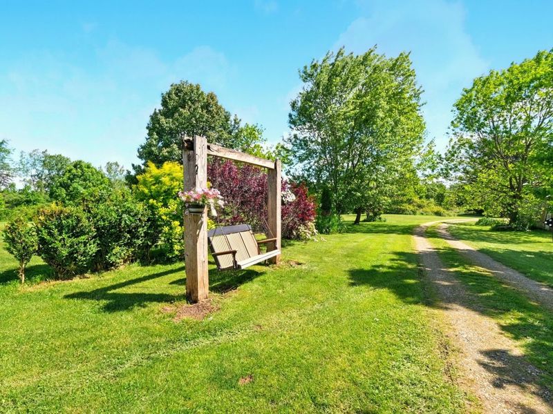 7595 Co Rd 19, Fredericktown, OH 43019 Photo 15