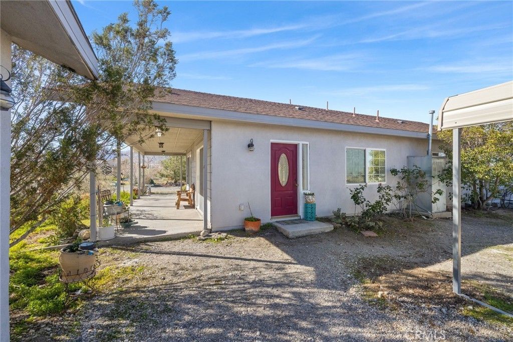 13170 Azure View, Pinon Hills, CA 92372 Main Photo