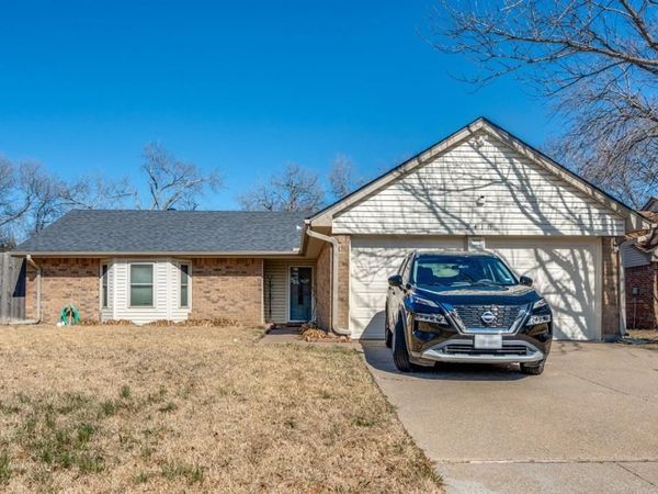 2418 Slaton Drive, Grand Prairie, TX 75052