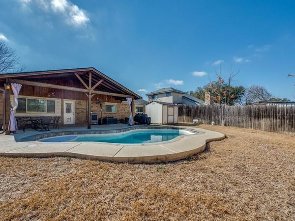 2418 Slaton Drive, Grand Prairie, TX 75052