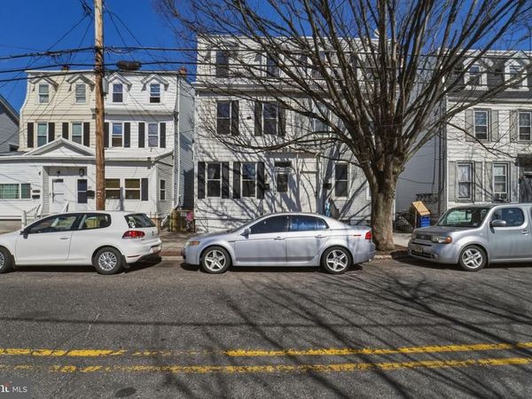 323 MARKET STREET, GLOUCESTER CITY, NJ 08030