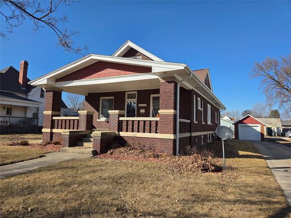 207 Kent Street, Greenfield, IA 50849