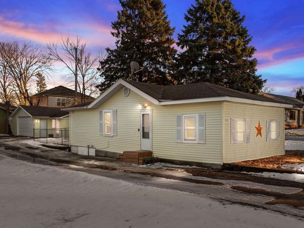 2740 Larch Lane N, Plymouth, MN 55441