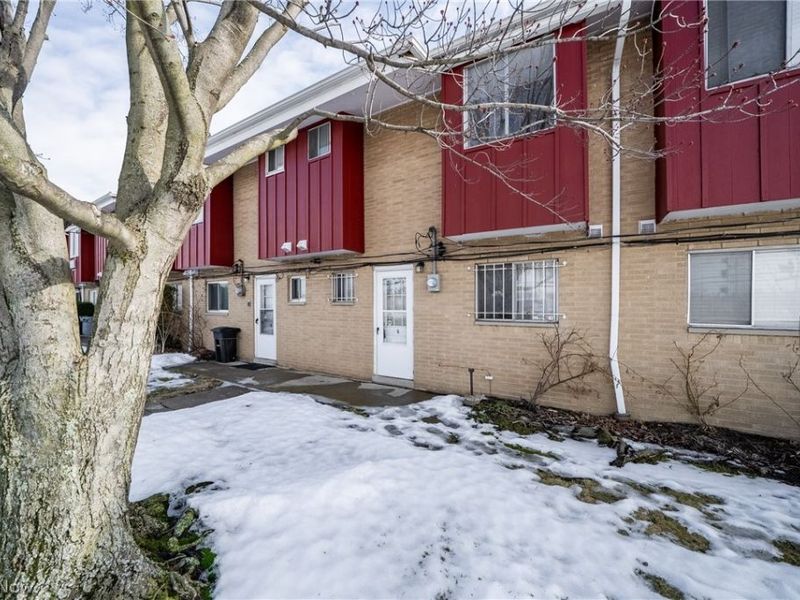 27701 Mills Avenue, Unit 2G, Euclid, OH 44132 Photo 28