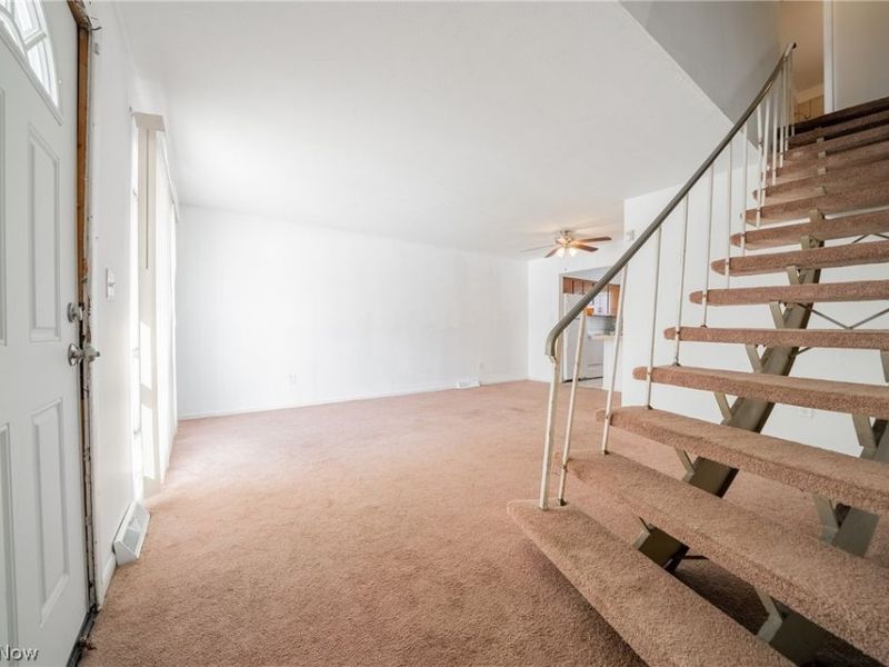 27701 Mills Avenue, Unit 2G, Euclid, OH 44132 Photo 4