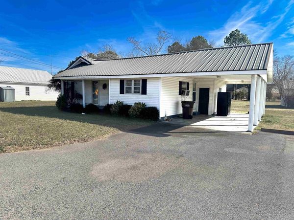 314 2nd Ave N, Red Bay, AL