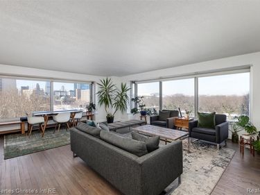 1300 E Lafayette Street, Detroit, MI 48207