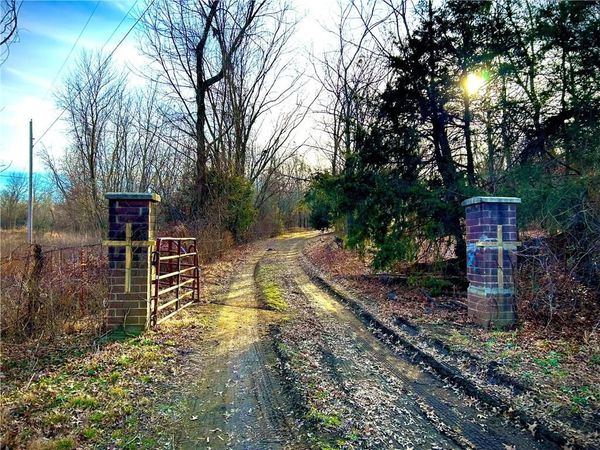 7654 SW County 1007 Road, Rich Hill, MO 64779