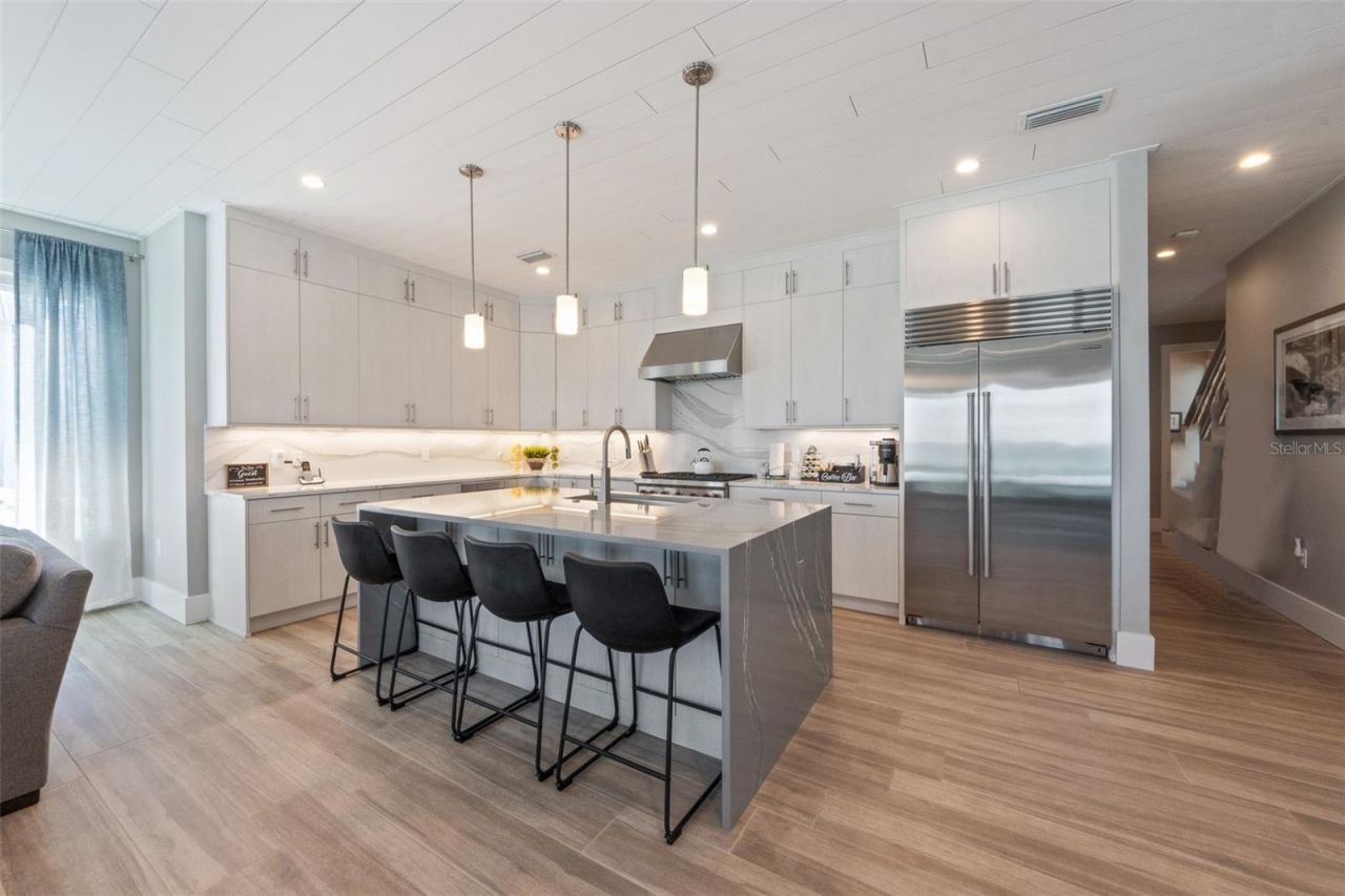 903 N Shore Drive, Unit B, Anna Maria, FL 34216 Photo