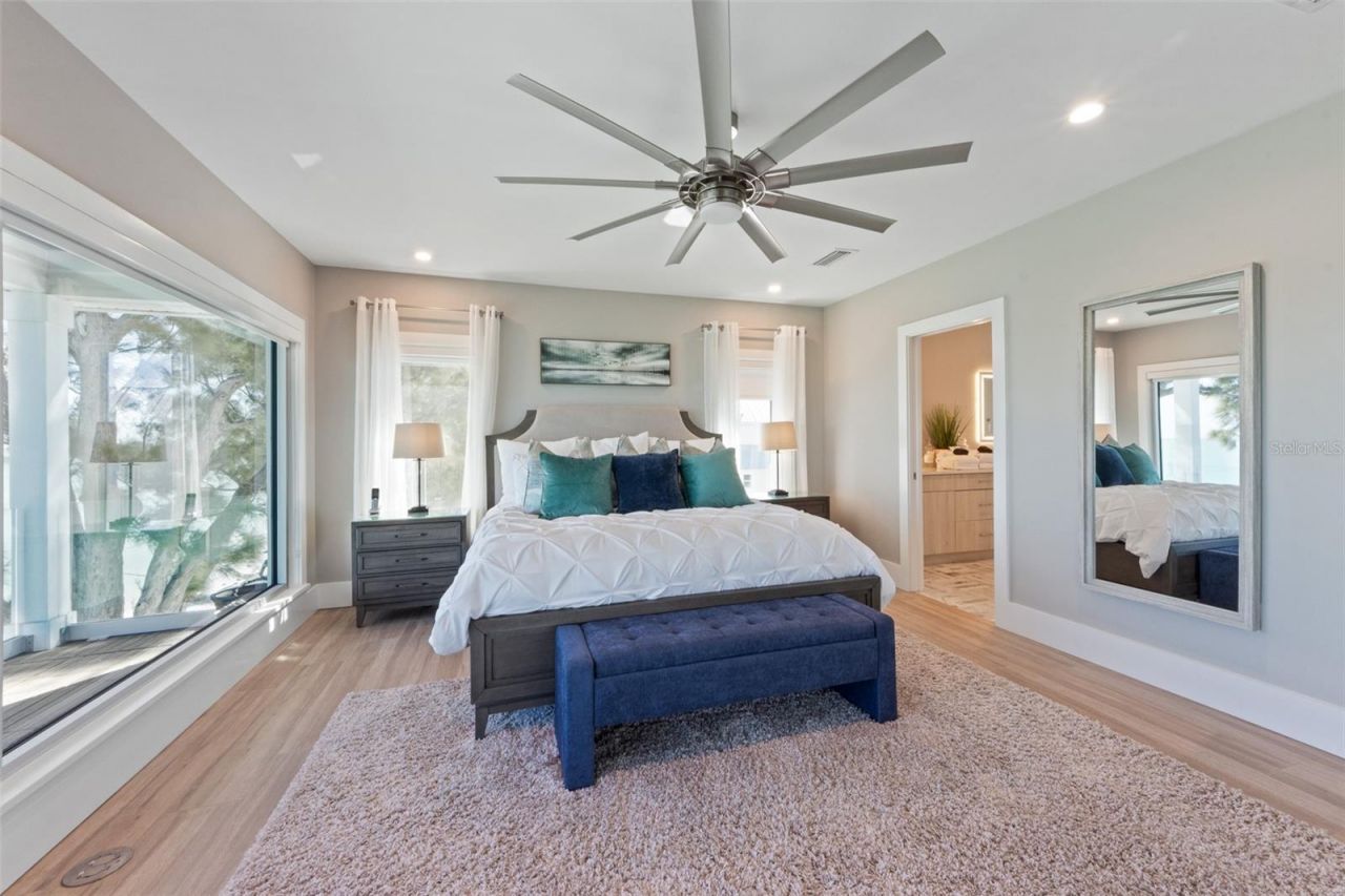 903 N Shore Drive, Unit B, Anna Maria, FL 34216 Photo