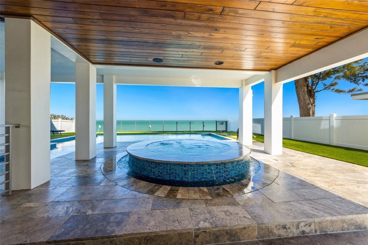 903 N Shore Drive, Unit B, Anna Maria, FL 34216 Photo