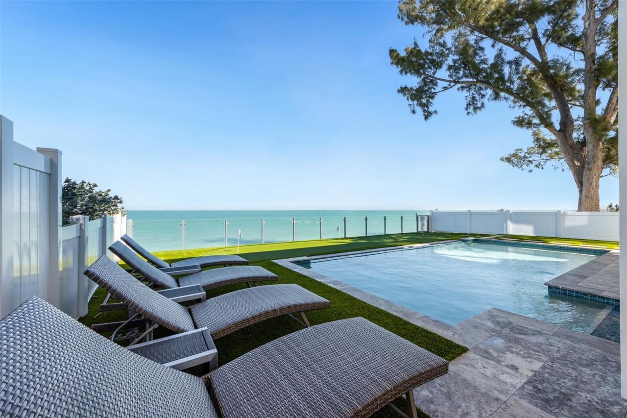 903 N Shore Drive, Unit B, Anna Maria, FL 34216 Photo