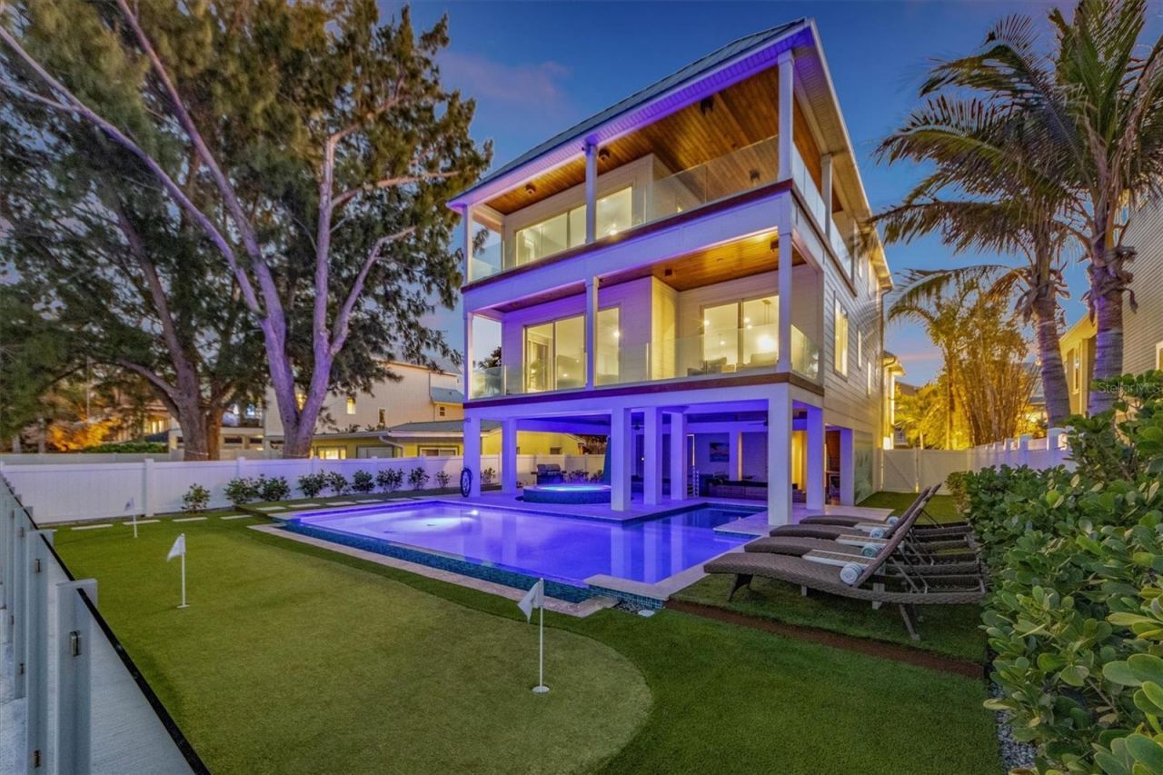 903 N Shore Drive, Unit B, Anna Maria, FL 34216 Photo