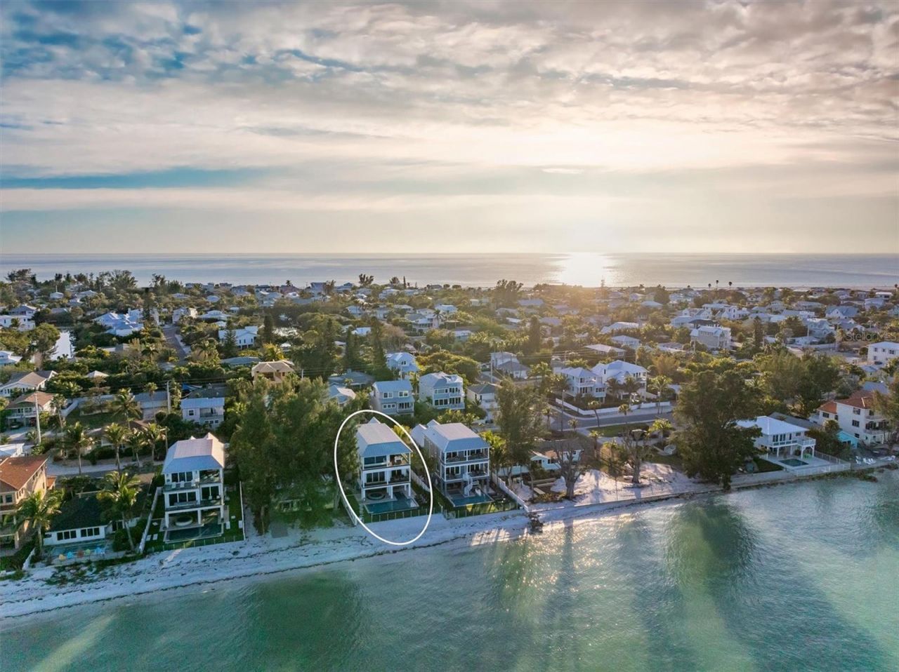 903 N Shore Drive, Unit B, Anna Maria, FL 34216 Photo