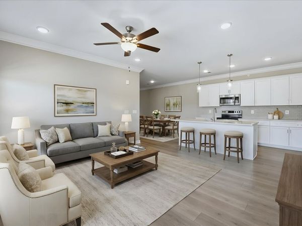 7483 Highway 70 S, Unit 302, Nashville, TN 37221