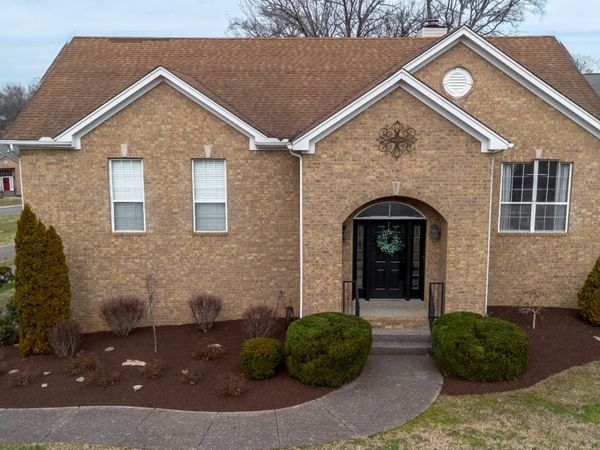 143 Coarsey Blvd , Hendersonville, TN 37075