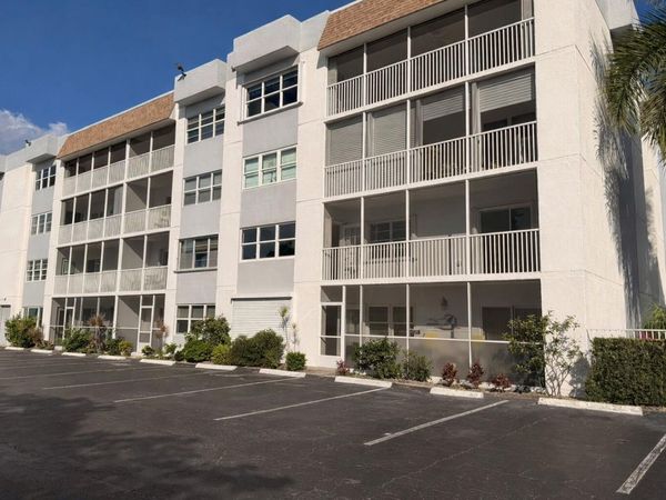 1502 S Lakeside Drive, Unit 204, Lake Worth Beach, FL 33460