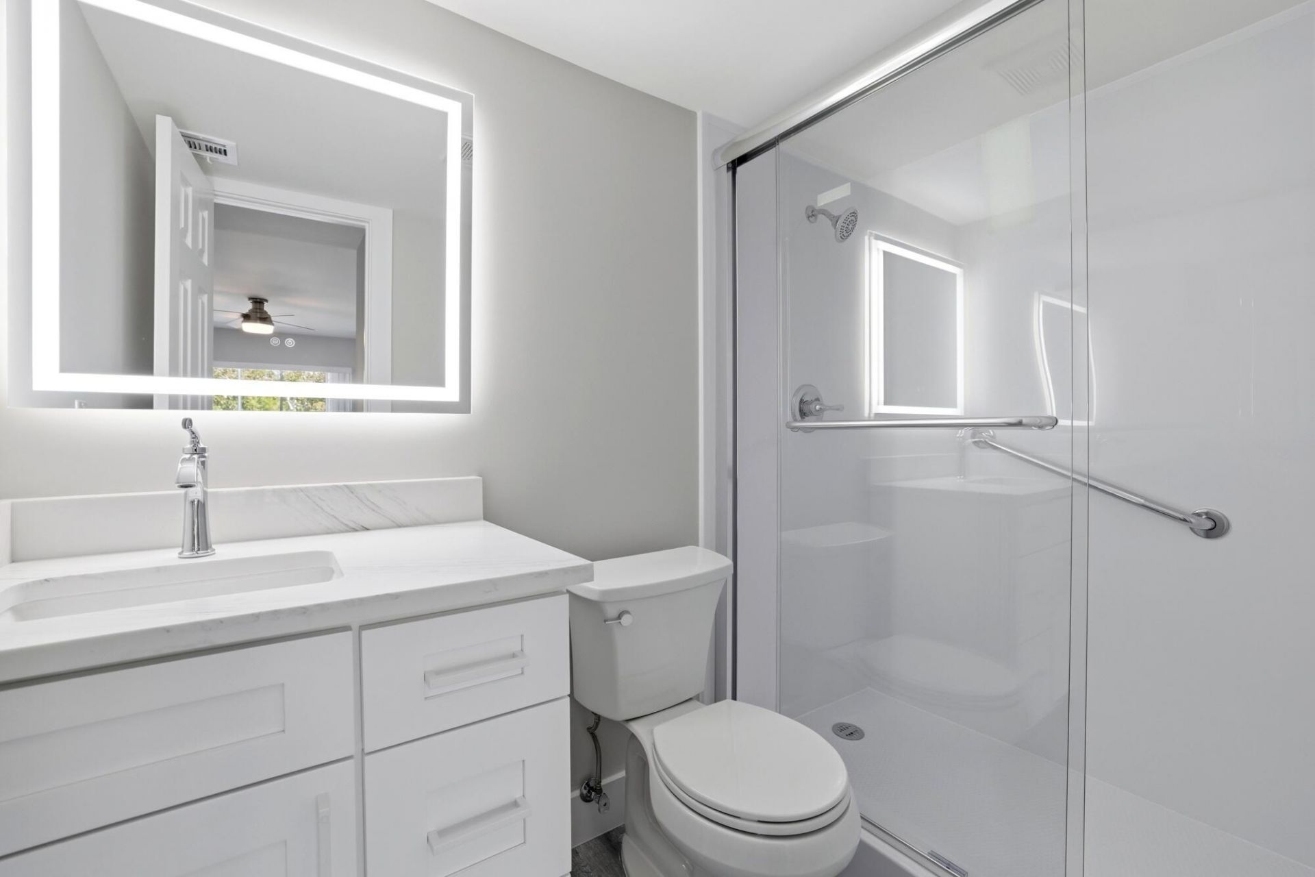 1502 S Lakeside Drive, Unit 204, Lake Worth Beach, FL 33460 Photo