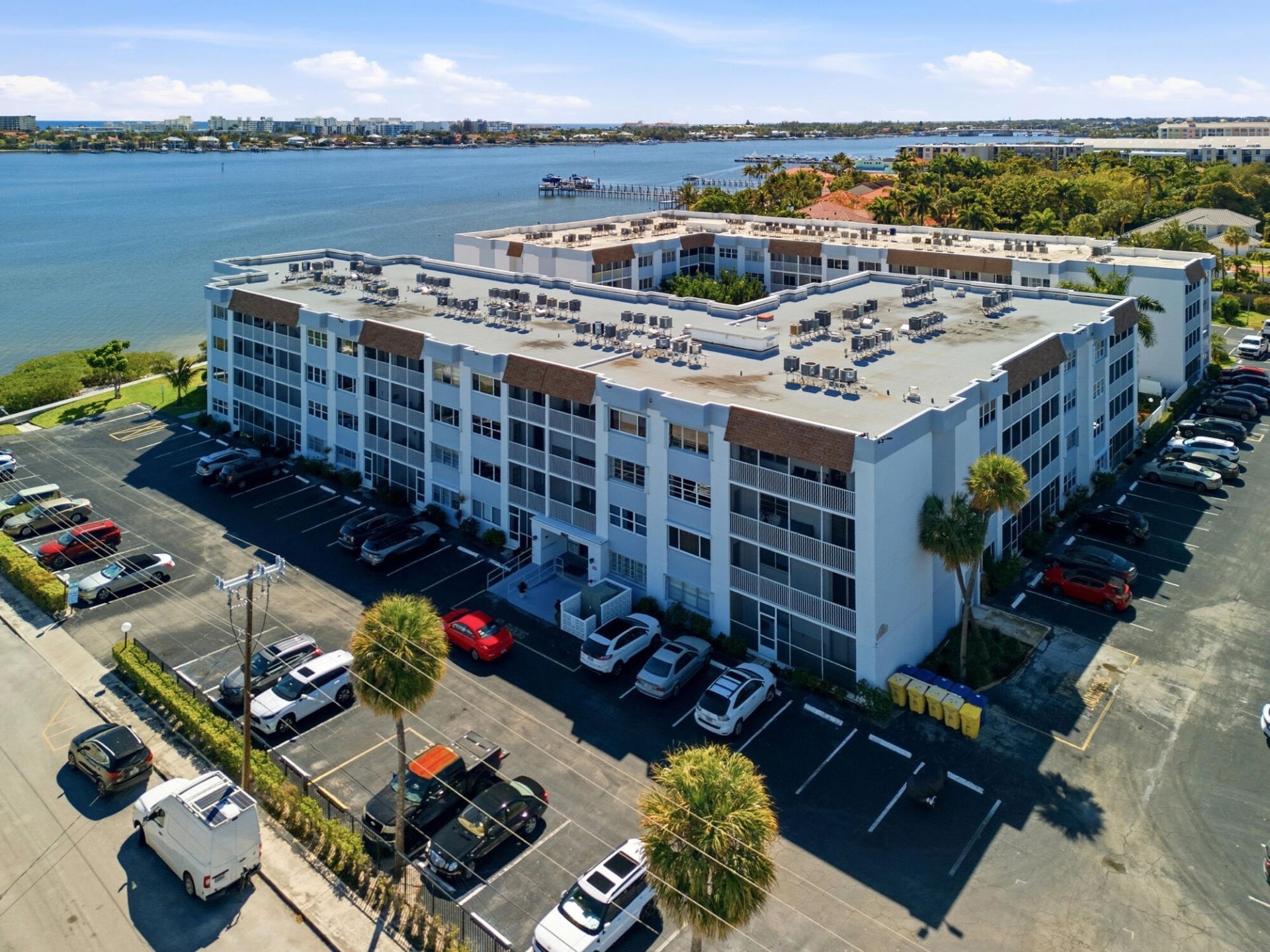 1502 S Lakeside Drive, Unit 204, Lake Worth Beach, FL 33460 Photo