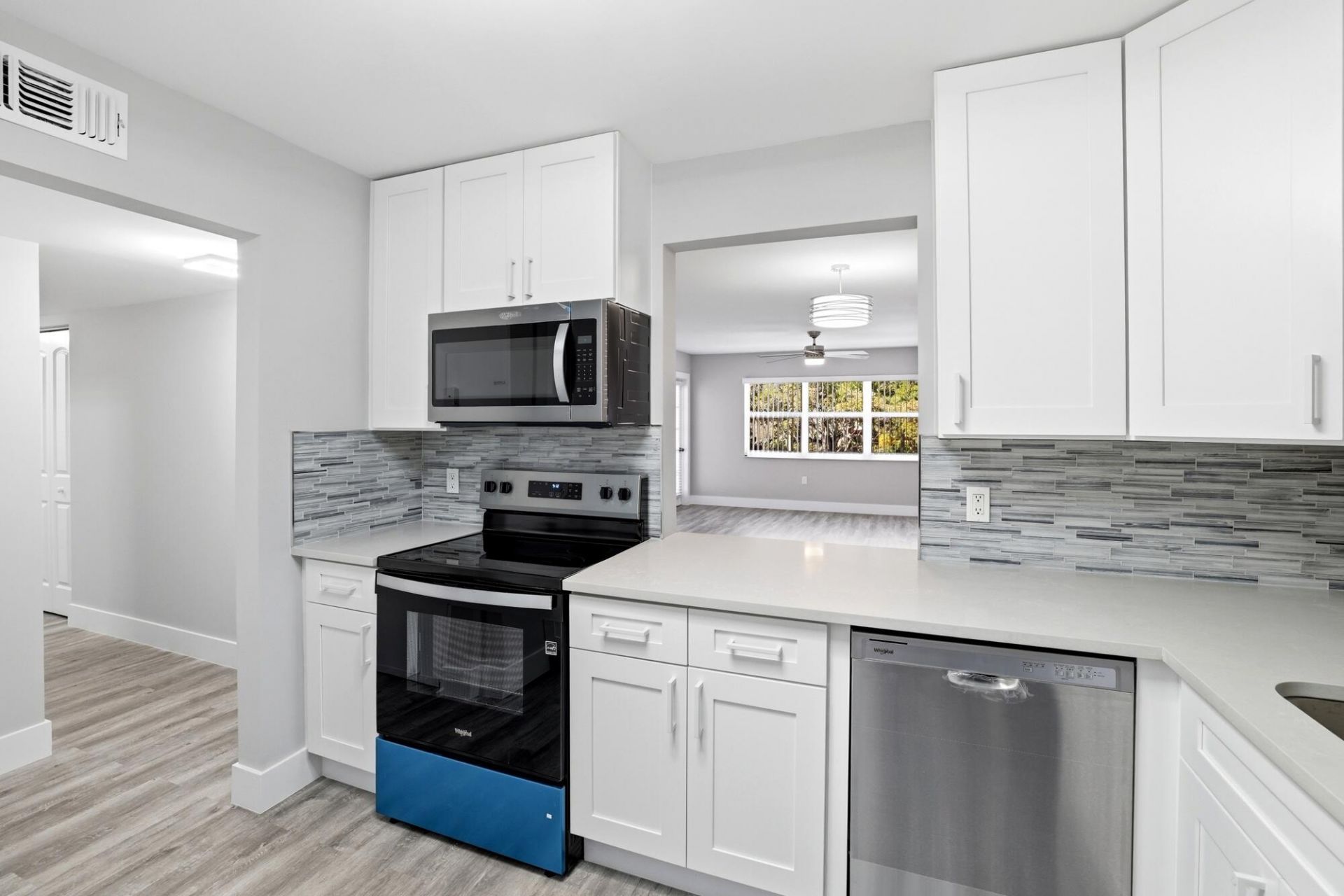 1502 S Lakeside Drive, Unit 204, Lake Worth Beach, FL 33460 Photo