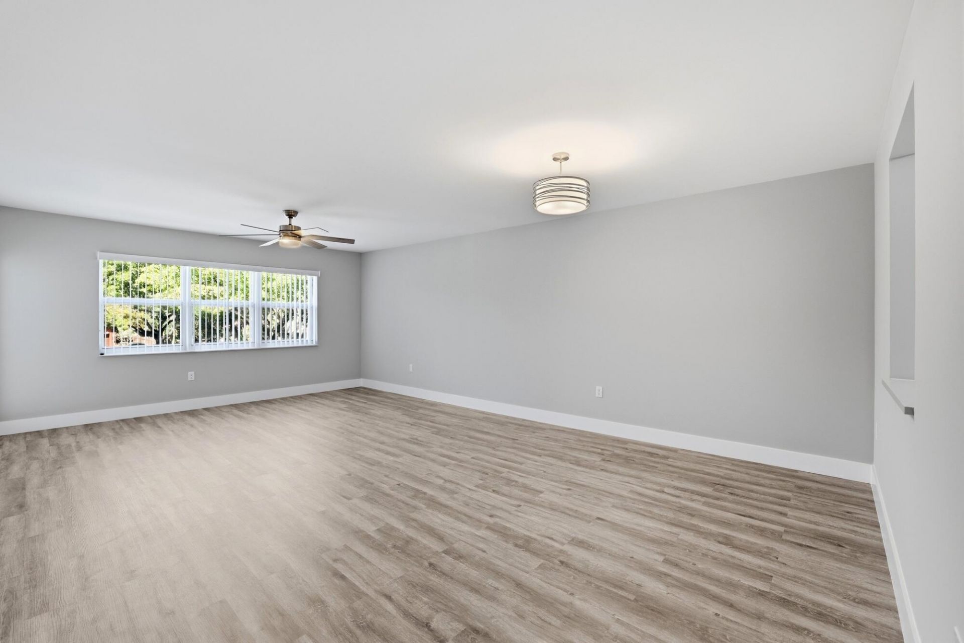 1502 S Lakeside Drive, Unit 204, Lake Worth Beach, FL 33460 Photo