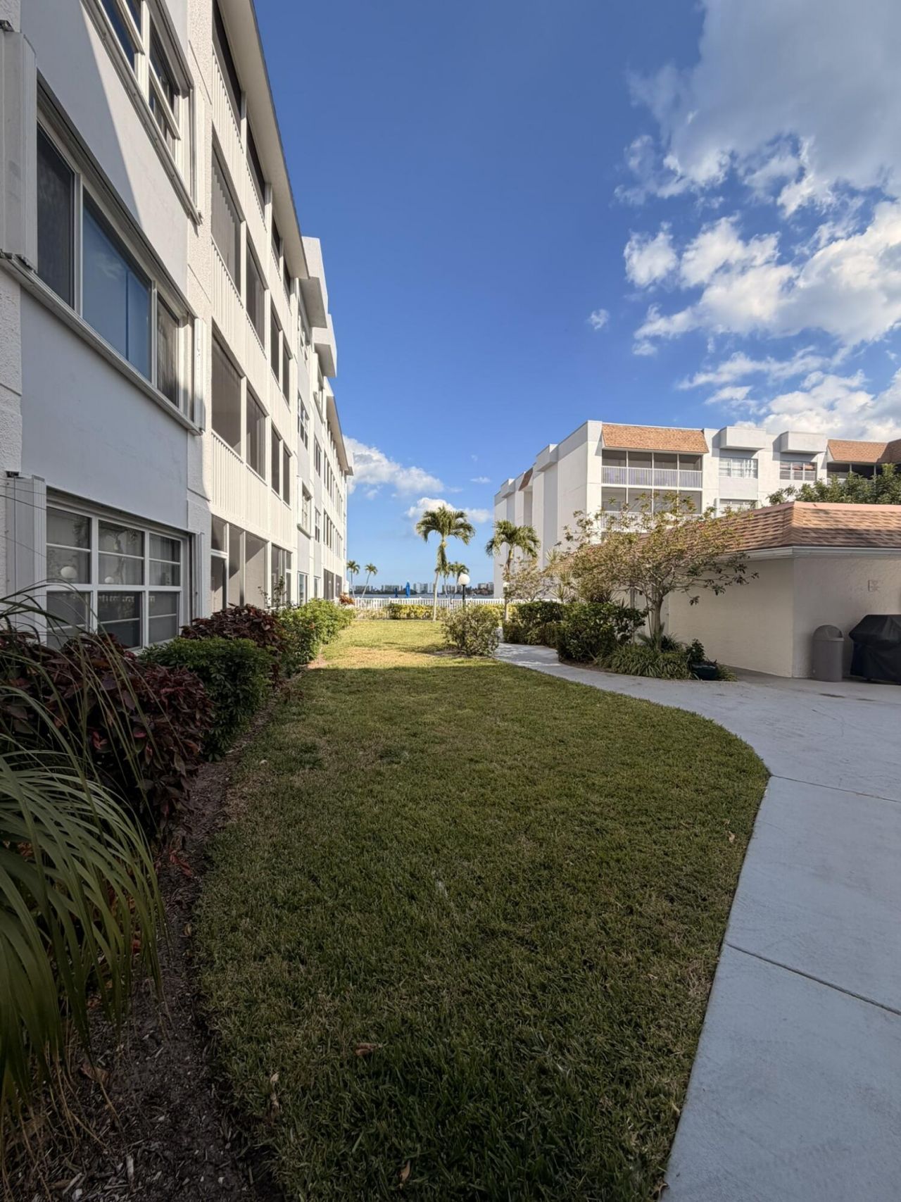 1502 S Lakeside Drive, Unit 204, Lake Worth Beach, FL 33460 Photo