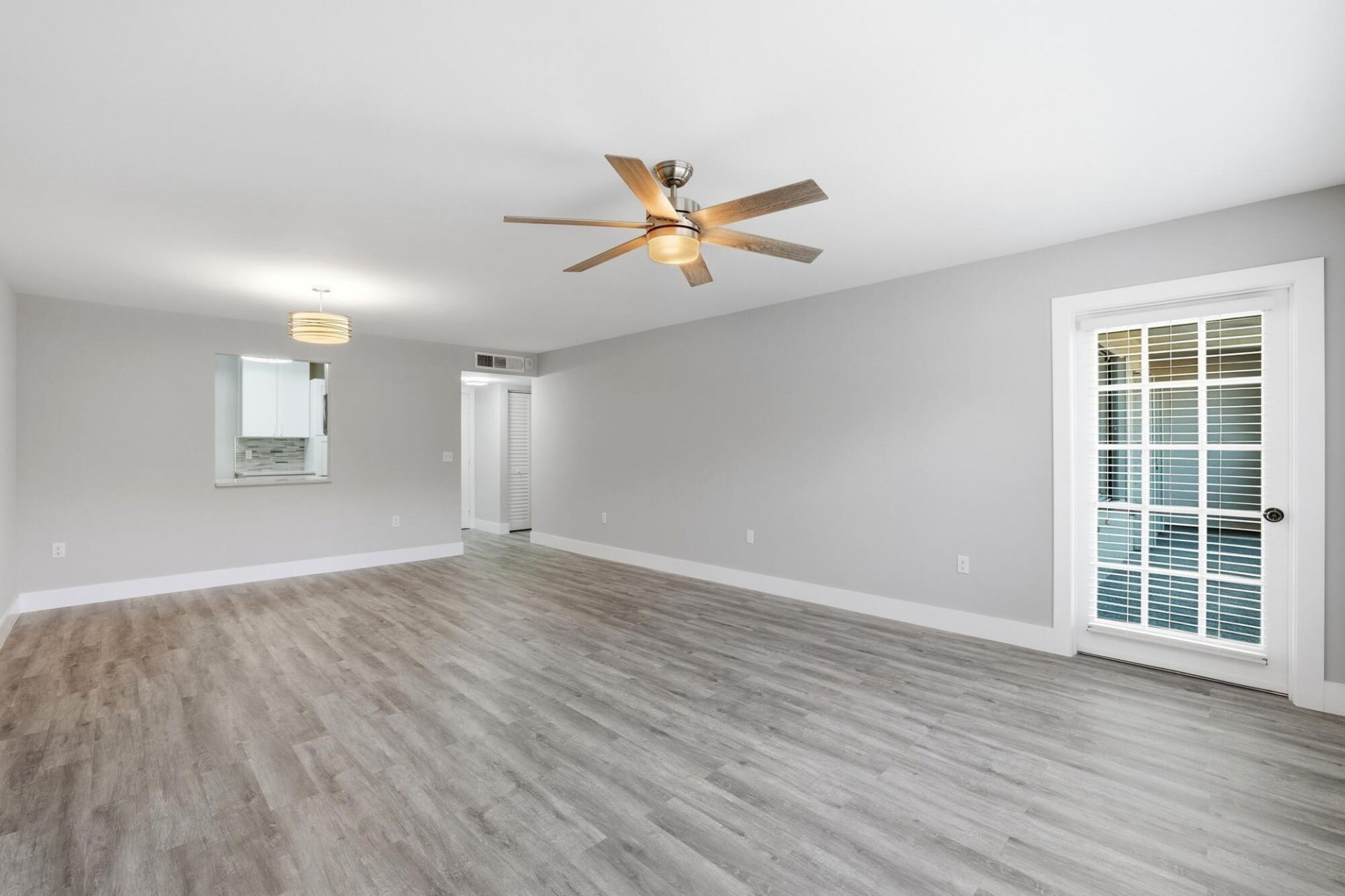 1502 S Lakeside Drive, Unit 204, Lake Worth Beach, FL 33460 Photo