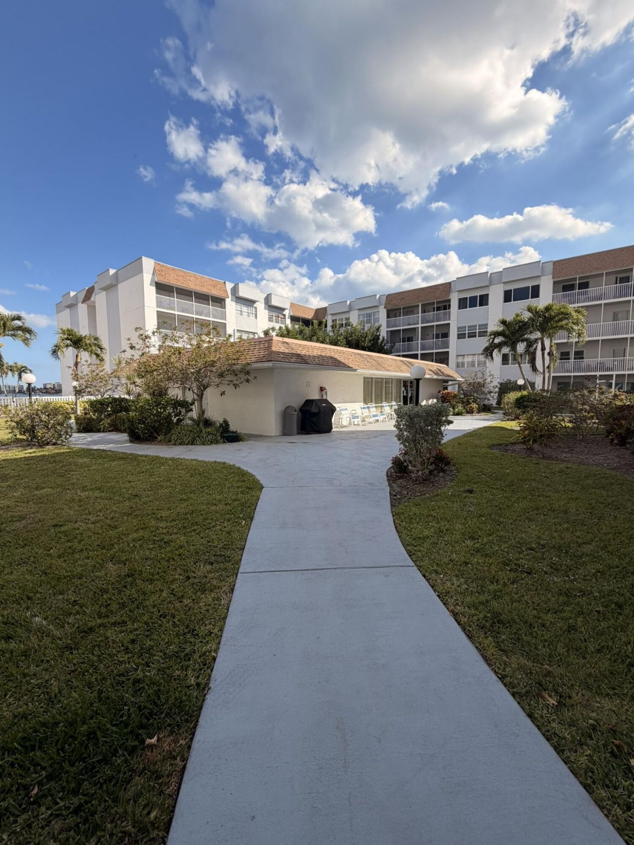1502 S Lakeside Drive, Unit 204, Lake Worth Beach, FL 33460 Photo