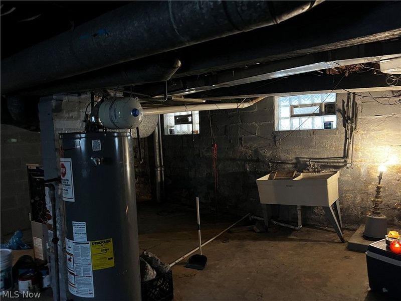 2672 E 115th Street, Cleveland, OH 44104 Photo 17