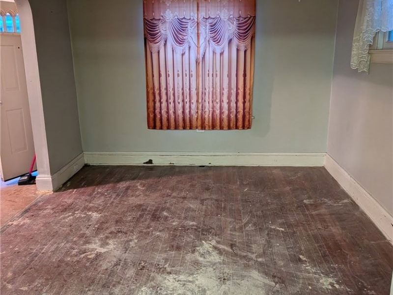 2672 E 115th Street, Cleveland, OH 44104 Photo 3