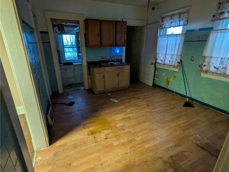 2672 E 115th Street, Cleveland, OH 44104 Photo 6