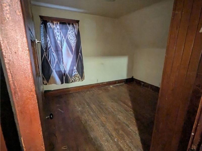 2672 E 115th Street, Cleveland, OH 44104 Photo 9