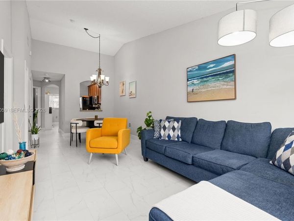 2250 NW 78th Ave , Unit 202, Pembroke Pines, FL 33024