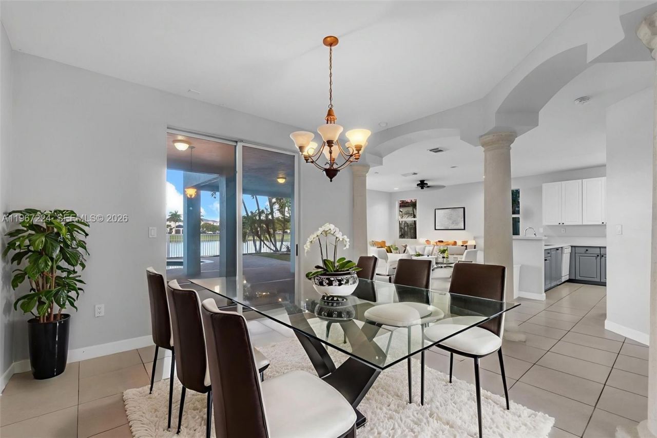 6425 SW 164th Ave, Miami, FL 33193 Photo