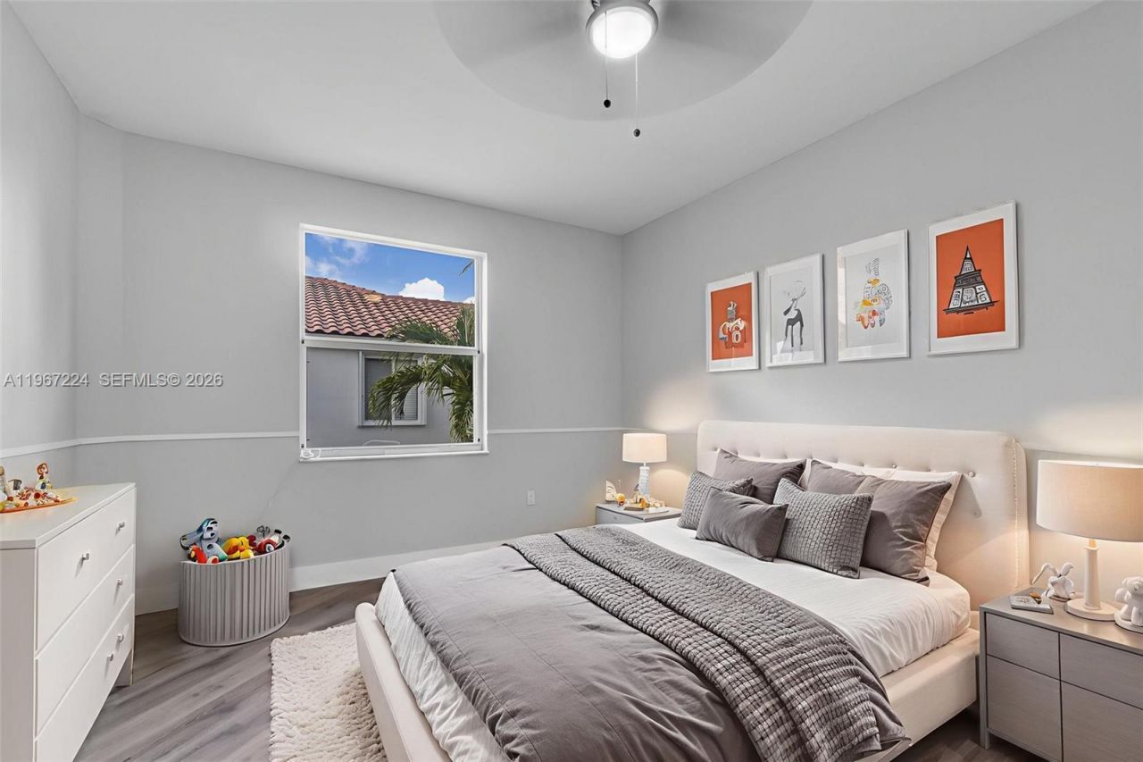 6425 SW 164th Ave, Miami, FL 33193 Photo