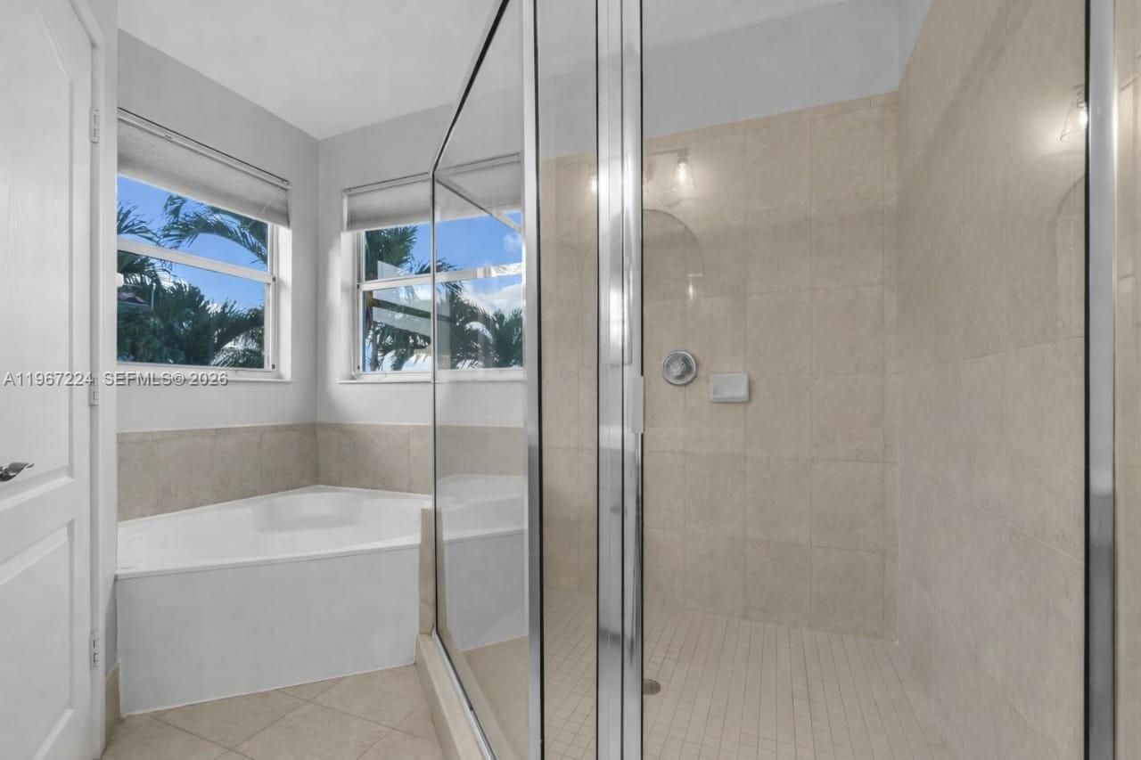 6425 SW 164th Ave, Miami, FL 33193 Photo