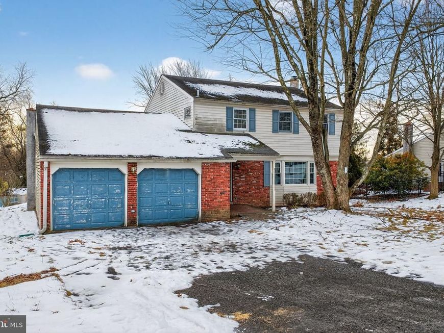 536 Lexington Lane, Norristown, PA 19403 Main Photo