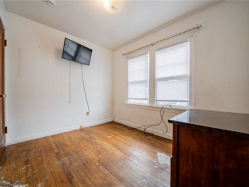 17909 Schenely Avenue, Cleveland, OH 44119 Photo 19