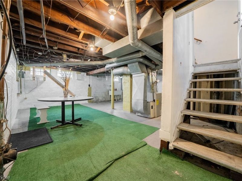 17909 Schenely Avenue, Cleveland, OH 44119 Photo 27