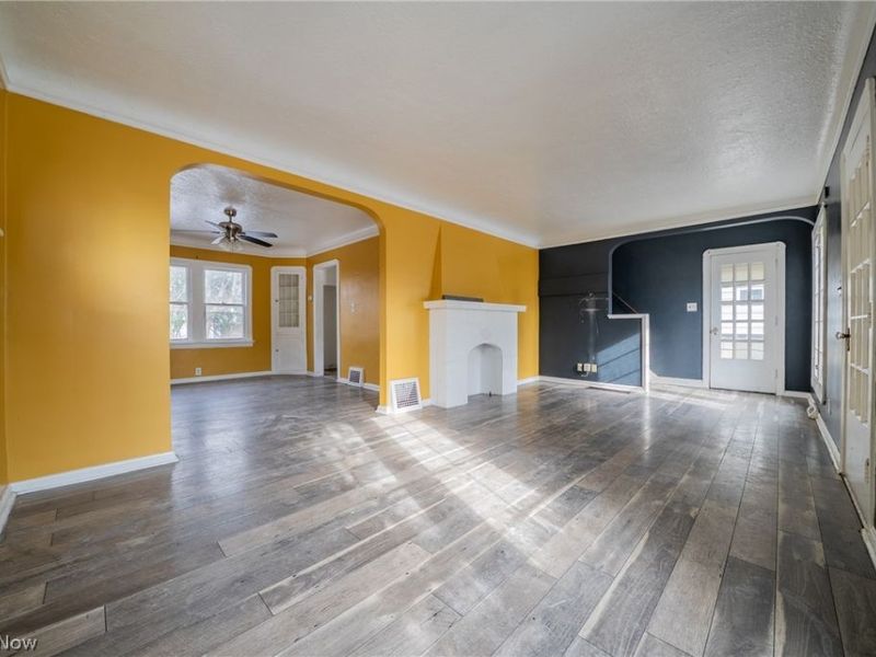 17909 Schenely Avenue, Cleveland, OH 44119 Photo 5