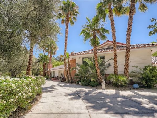 7082 Mira Vista Street, Las Vegas, NV 89120