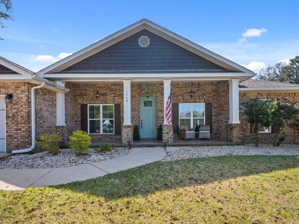 1569 Lakeside Drive, Niceville, FL 32578