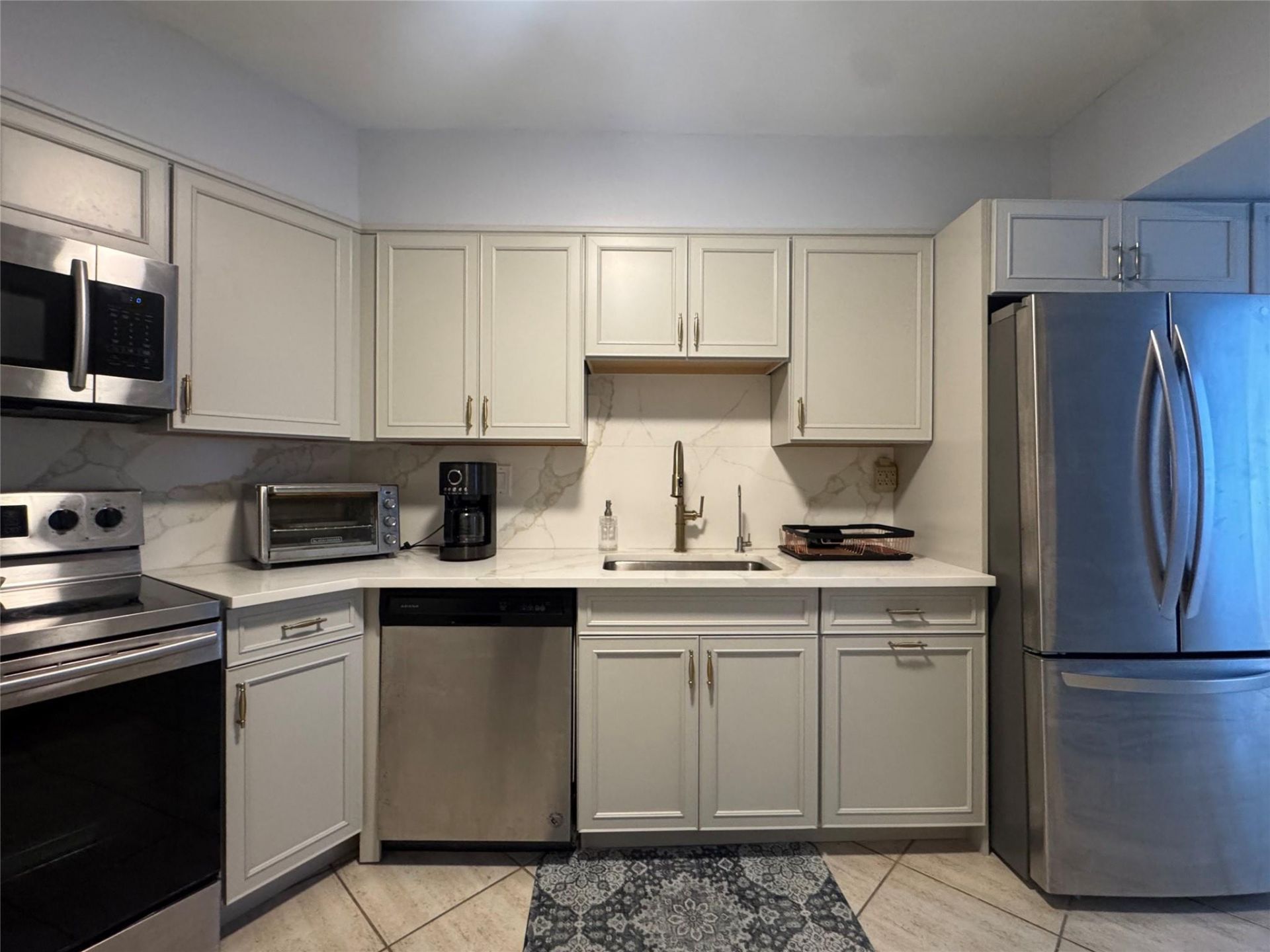 3725 S Ocean Drive, Unit 1610, Hollywood, FL 33019 Photo