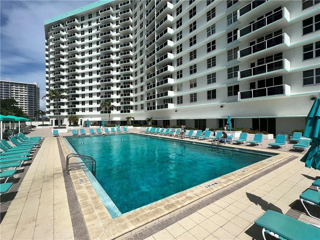 3725 S Ocean Drive, Unit 1610, Hollywood, FL 33019 Photo
