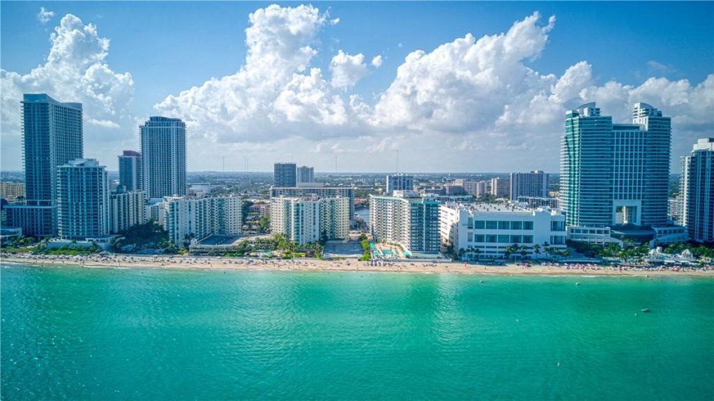 3725 S Ocean Drive, Unit 1610, Hollywood, FL 33019 Photo