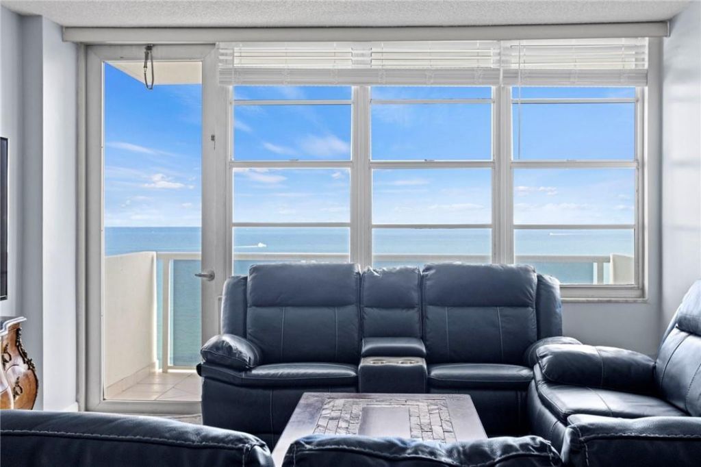 3725 S Ocean Drive, Unit 1610, Hollywood, FL 33019 Photo