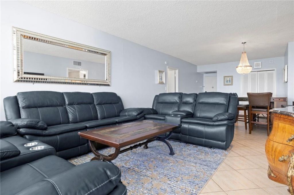 3725 S Ocean Drive, Unit 1610, Hollywood, FL 33019 Photo